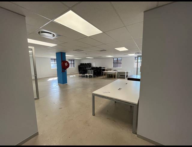 357M² OFFICE TO LET IN CENTURY CITY
